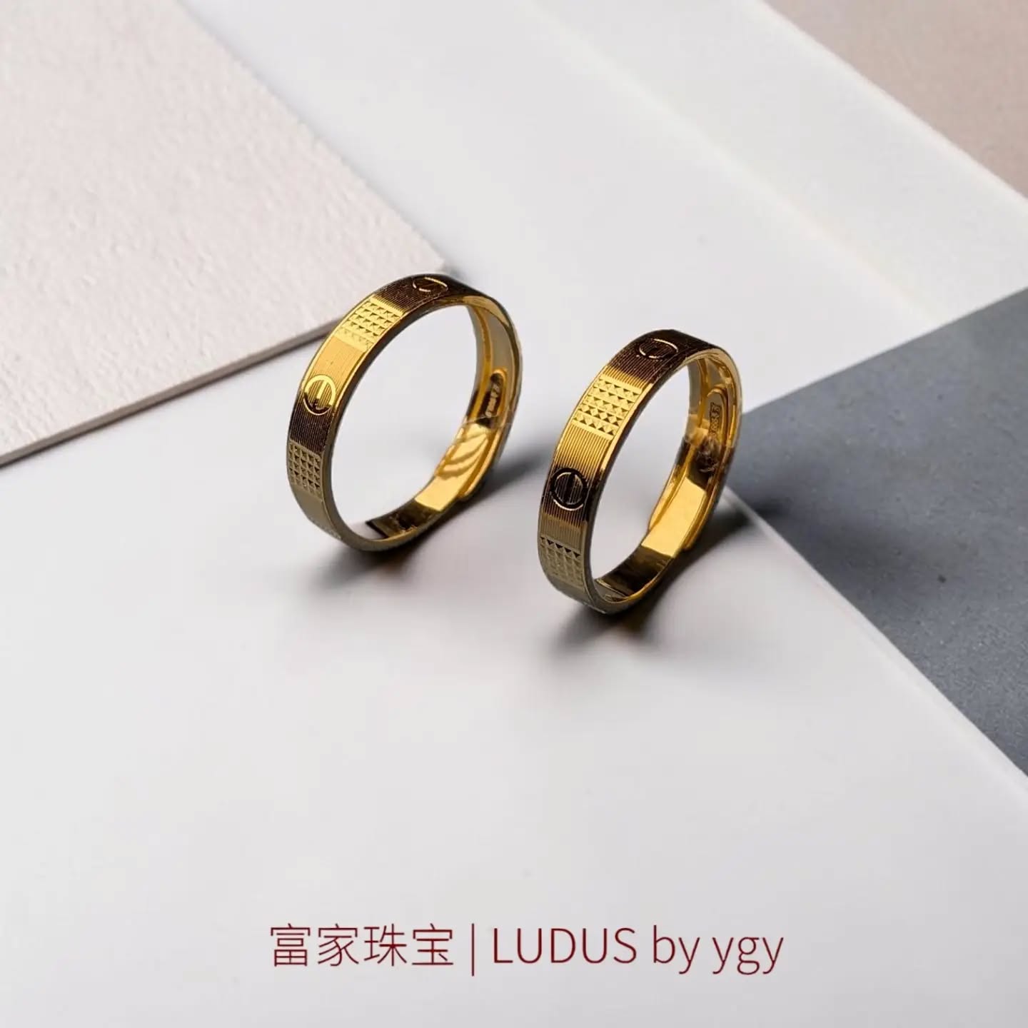Elegant Geometric Gold Rings