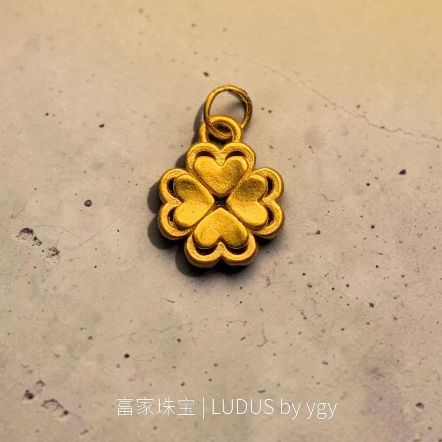 Elegant Heart Clover Pendant