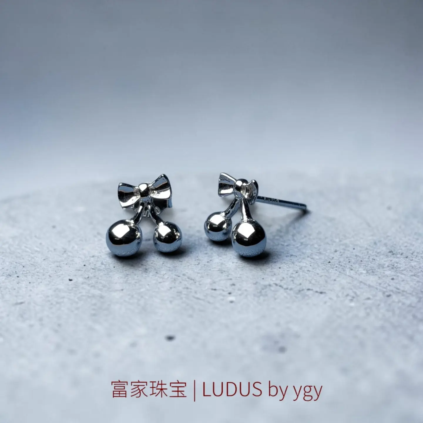 Ribbon Earrings